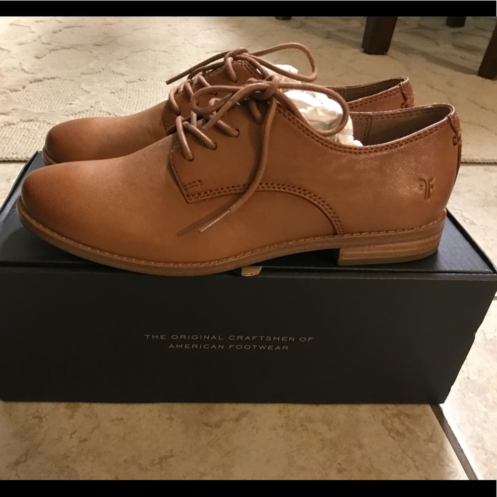 NIB FRYE Anna oxfords